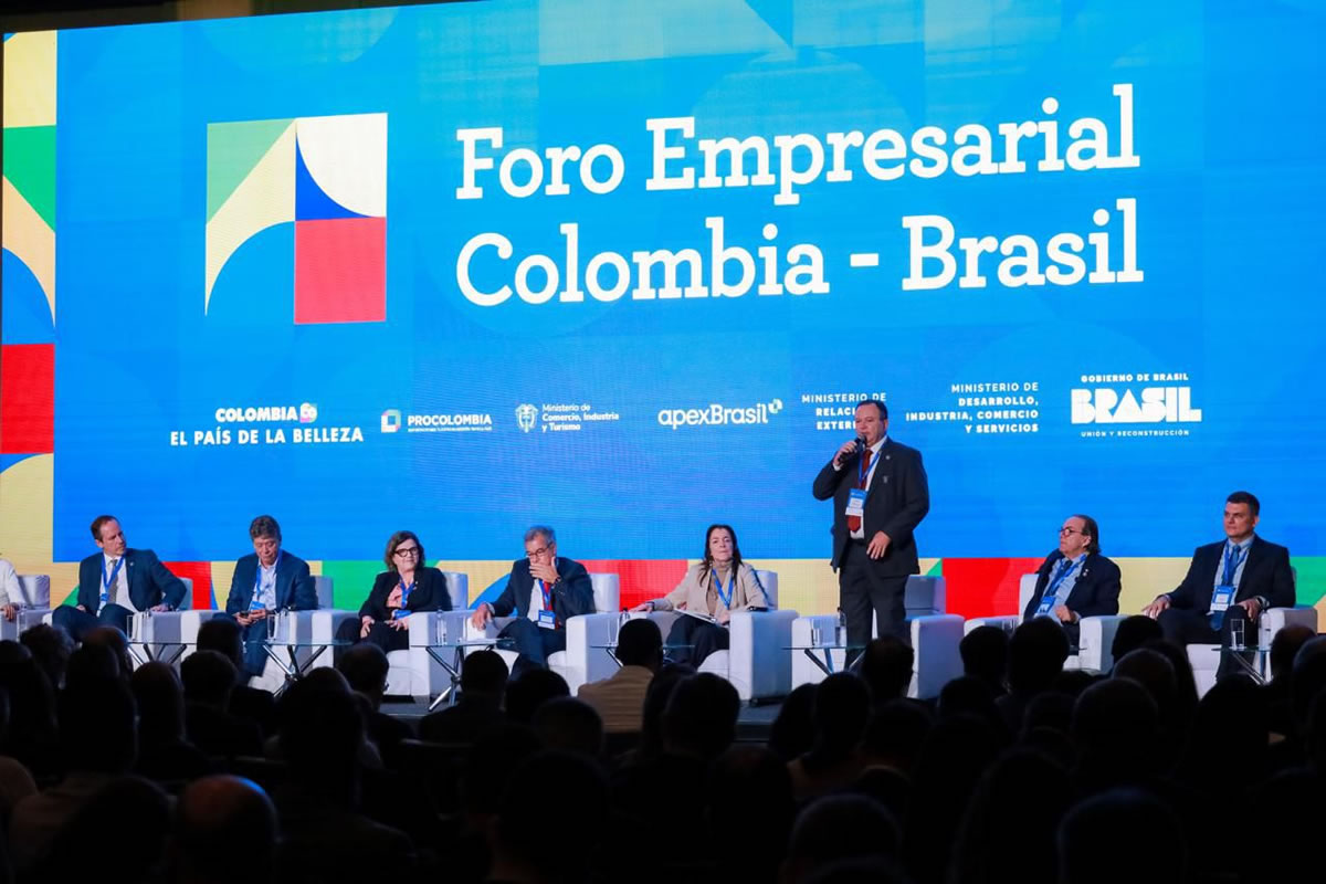 Brandão destaca potencial do Maranhão durante viagem institucional à Colômbia