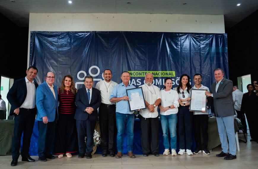 Governador Carlos Brandão viabiliza entrega de nova matrícula da Casa do Divino, em Alcântara